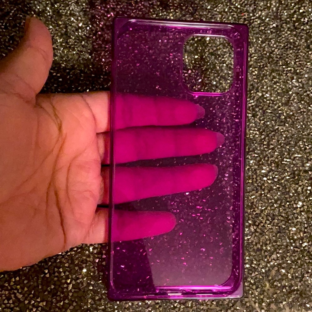 iPhone case - Picture 2 of 4